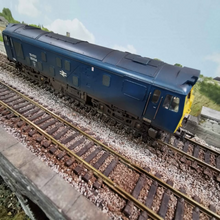 Load image into Gallery viewer, Heljan Class 25 in Weathered BR Blue Livery - Numbered 25034 - Analogue - OO Gauge