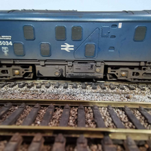 Load image into Gallery viewer, Heljan Class 25 in Weathered BR Blue Livery - Numbered 25034 - Analogue - OO Gauge