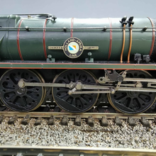 Load image into Gallery viewer, Hornby BR Merchant Navy Class Locomotive - Holland-Afrika Line - No. 35023 - OO Gauge - DCC Sound