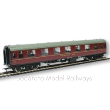 Load image into Gallery viewer, Bachmann - 39-251A - Mk1 - RFO Restaurant First Class Open Coach - M6 - BR Maroon Livery - OO Gauge