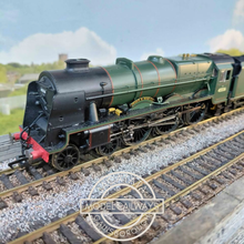 Load image into Gallery viewer, Hornby - R2726 - Patriot Class - 4-6-0 - Steam Locomotive - Private W. Wood V.C. - 45536 - OO Gauge - DCC Ready