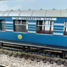 Load image into Gallery viewer, R4218 Hornby LMS Coronation Scot Brake 1st Class Coach - 5052 - LMS Garter Blue - OO Gauge