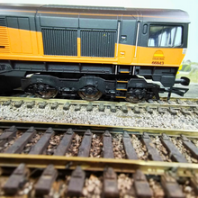 Load image into Gallery viewer, OO Gauge Hornby Class 66 Diesel Electric Locomotive in 'Colas' Livery - No. 66843 - DCC Ready