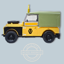 Load image into Gallery viewer, Oxford Diecast - 76LAN188025 - Land Rover Series 1 - 88 - Canvas - AA Highland Patrol - TLE 883 - 1:76 Scale Model