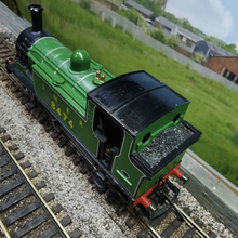 Load image into Gallery viewer, Hornby - Class J83 - Tank Locomotive - LNER Livery - No. 8474 - OO Gauge - Analogue