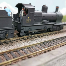 Load image into Gallery viewer, DCC with TTS Sound - GWR 3200 Earl Class BR Black Early Emblem Locomotive - No. 9017 - Weathered - Bachmann - OO Gauge