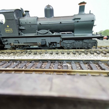 Load image into Gallery viewer, DCC with TTS Sound - GWR 3200 Earl Class BR Black Early Emblem Locomotive - No. 9017 - Weathered - Bachmann - OO Gauge