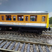 Load image into Gallery viewer, Hornby Railroad - Class 960 - Railtrack Sandite Unit - R30194 - No.960021 - DCC Ready - OO Gauge