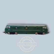 Load image into Gallery viewer, Hornby - R3491 - Class 42 - BR Early - Diesel - Locomotive - Benbow - BR Green Livery - No. D805 - OO Gauge - DCC Ready
