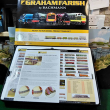 Load image into Gallery viewer, Bachmann - Graham Farish - 370-201 - Diesel Freight Complete Train Set - With Class 33 in Civil Engineers Livery - N Gauge