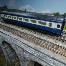 Load image into Gallery viewer, Hornby - Intercity 125 - HST 9 Car Set - Blue/Grey Livery - Analogue - OO Gauge