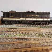 Load image into Gallery viewer, EMD SD-9 Burlington Northern Locomotive #6381 Southern - HO Scale - ATHEARN