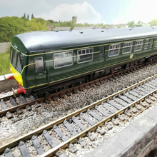 Load image into Gallery viewer, Hornby British Railways Class 101 Two Car DMU in BR Green - No. M50322 - DCC Fitted - OO Gauge