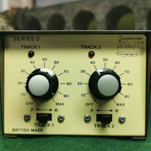 Load image into Gallery viewer, Gaugemaster Model 'D' Dual Track Controller.