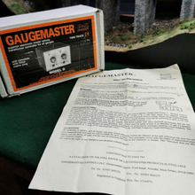 Load image into Gallery viewer, Gaugemaster Model 'D' Dual Track Controller.
