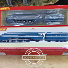 Load image into Gallery viewer, Hornby - R3715 - 4-6-2 - LMS - Streamlined Princess Coronation Class - Princess Alexandra - Steam Locomotive - No.6224 - OO Gauge - DCC Ready