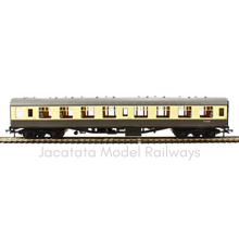 Load image into Gallery viewer, Hornby - R4354 - BR Mk1 - SK Second Corridor Coach - W24330 - BR Chocolate & Cream Livery - Railroad Range - OO Gauge
