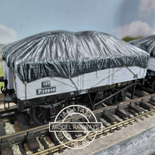 Load image into Gallery viewer, Skytrex - SMR 28 - BR Five Plank Open Wagon with Tarpaulin Covered Load - O Gauge - Choice of 3