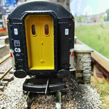 Load image into Gallery viewer, Lima - Intercity - Pullman Coach - John Lennon - No.11076 - OO Gauge
