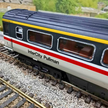 Load image into Gallery viewer, Lima - Intercity - Pullman Coach - John Lennon - No.11076 - OO Gauge
