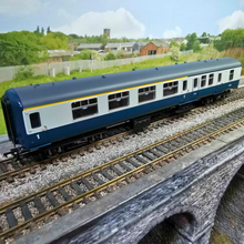 Load image into Gallery viewer, Bachmann - BR Mk2 - First Class - Brake Corridor Coach - No.14033 - OO Gauge
