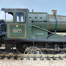 Load image into Gallery viewer, Bachmann  - 32-302 - Class 2251 - 0-6-0 - Steam Locomotive - BR Lined Green - Collett Goods - Late Crest - No.2277 - OO Gauge - DCC Ready
