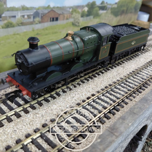 Load image into Gallery viewer, Bachmann  - 32-302 - Class 2251 - 0-6-0 - Steam Locomotive - BR Lined Green - Collett Goods - Late Crest - No.2277 - OO Gauge - DCC Ready
