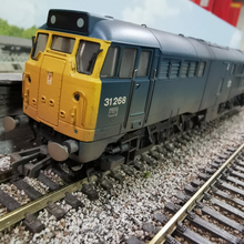 Load image into Gallery viewer, Hornby 00 Gauge Class 31 A1A-A1A Locomotive in BR Blue Livery - Analogue

