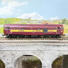 Load image into Gallery viewer, Class 31 - 31466 - With Lights - EWS Maroon Livery - Locomotive - OO Gauge - DCC Fitted
