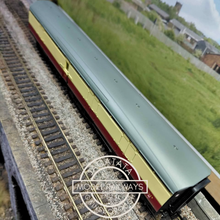 Load image into Gallery viewer, Bachmann - 34-651B - Thompson - BG Coach - Full Brake - BR Crimson &amp; Cream - E162E - OO Gauge
