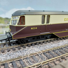 Load image into Gallery viewer, Hornby - R30384 - Railroad Plus - Enhanced Livery - GWR - Bo-Bo - No.34 - Express Parcels Railcar - Diesel Locomotive - OO Gauge - DCC Ready
