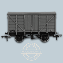Load image into Gallery viewer, Bachmann Branchline - 37-775 - 12T Planked Ventilated Van - W133971 - BR Grey Livery - OO Gauge
