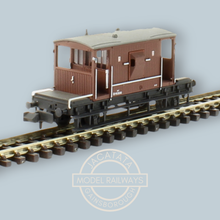 Load image into Gallery viewer, Grahan Farish - 377-528 - 20T Brake Van - BR Bauxite - N Gauge
