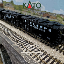 Load image into Gallery viewer, Kato - 38-0202 - Built and Completed - Rake of 3 - AC &amp; F - 70 Ton Covered Hoppers - G-E Lamps - No's. 317 &amp; 318 - HO Gauge
