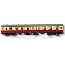 Load image into Gallery viewer, Bachmann - 39-027B - BR1 Mk1 - SK - 2nd Class - Corridor Coach - BR Crimson &amp; Cream - E24813 - OO Gauge
