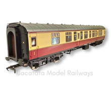 Load image into Gallery viewer, Bachmann - 39-127D - Mk1 CK - Corridor Coach - BR Crimson &amp; Cream - M15181 - OO Gauge
