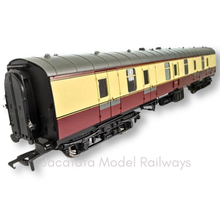 Load image into Gallery viewer, Bachmann - 39-177A - BR1 Mk1 - BG - Full Brake Coach - BR Crimson &amp; Cream - E80623 - OO Gauge

