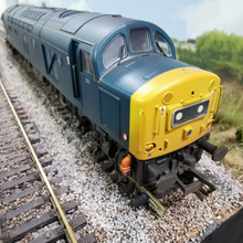 Load image into Gallery viewer, Bachmann DCC Ready Class 40 Diesel Locomotive No.40145
