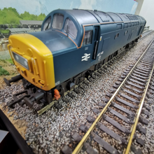 Load image into Gallery viewer, Bachmann DCC Ready Class 40 Diesel Locomotive No.40145
