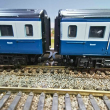 Load image into Gallery viewer, Hornby - 2 Car Unit - HST Inter City 125 - Power and Dummy Car - No.s. 43010 &amp; 43011 - OO Gauge
