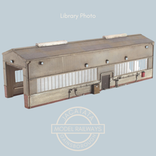 Load image into Gallery viewer, Bachmann - Scenecraft - 44-126 - Single Road Servicing Shed - OO Gauge

