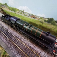 Load image into Gallery viewer, OO Gauge Bachmann Class Jubilee 4-6-0 Locomotive &#39;Baroda&#39; - Numbered 45587 - Analogue
