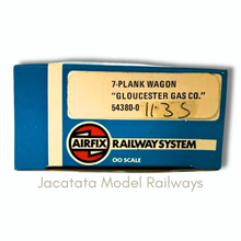 Load image into Gallery viewer, Airfix - GMR (Great Model Railways) - 54380-0 - 7 Plank - Open Wagon - No.51 - Gloucester Gas Light Company - OO Gauge
