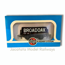 Load image into Gallery viewer, Airfix - GMR (Great Model Railways) - 54381-3 - 7 Plank - Open Wagon - No.460 - Broadoak - OO Gauge
