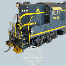Load image into Gallery viewer, Athearn - Genesis - G62451 - GP9 - Locomotive - Chesapeake &amp; Ohio - 5941 - HO Gauge - DCC Fitted
