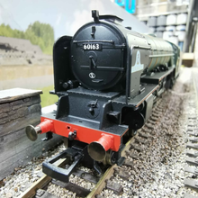 Load image into Gallery viewer, Hornby Railroad BR Class A1 Locomotive - Tornado - No. 60163 - OO Gauge - DCC Sound
