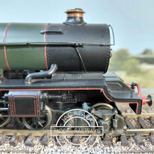 Load image into Gallery viewer, Hornby - Class 6000 - 4-6-0 - Steam Locomotive - Great Western Green Livery - King Stephen - 6029 - OO Gauge - Analogue
