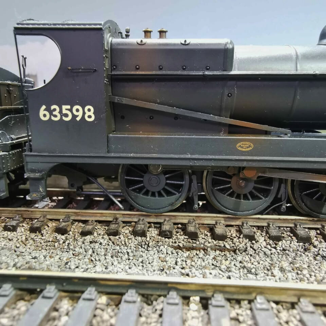 Bachmann Locomotive - 31-004 ex GCR Robinson - BR Black - Early Crest - No. 63598 - 00 Gauge - DCC Ready