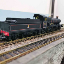 Load image into Gallery viewer, OO Gauge Bachmann BR Black 4-6-0 Locomotive &#39;Erlestoke Manor&#39; - No. 7812 - Analogue
