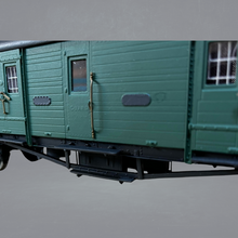 Load image into Gallery viewer, 7C021 - SR/BR 50&#39; Bogie Guards Van (Van B) - 0 Gauge - 7mm Scale - SLATER&#39;S Built Kit
